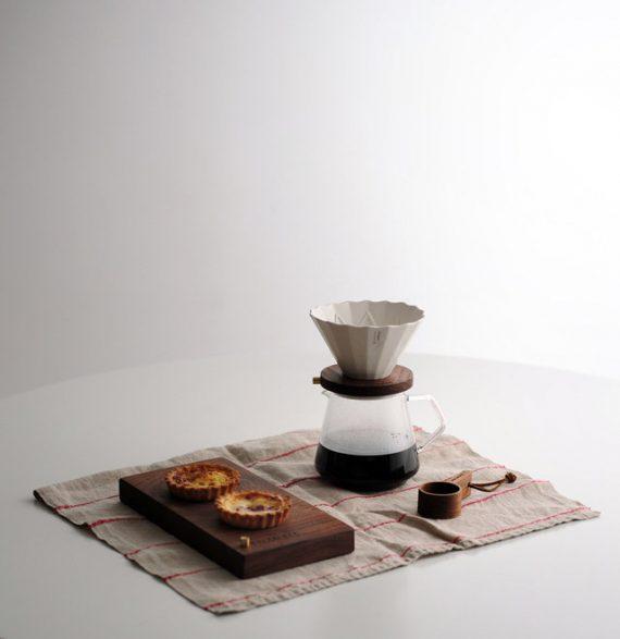 Dripper A27 - Ecru Beanspour overRoastado coffee_in_qatar - qatar_coffee coffee_equipment_qatar_doha