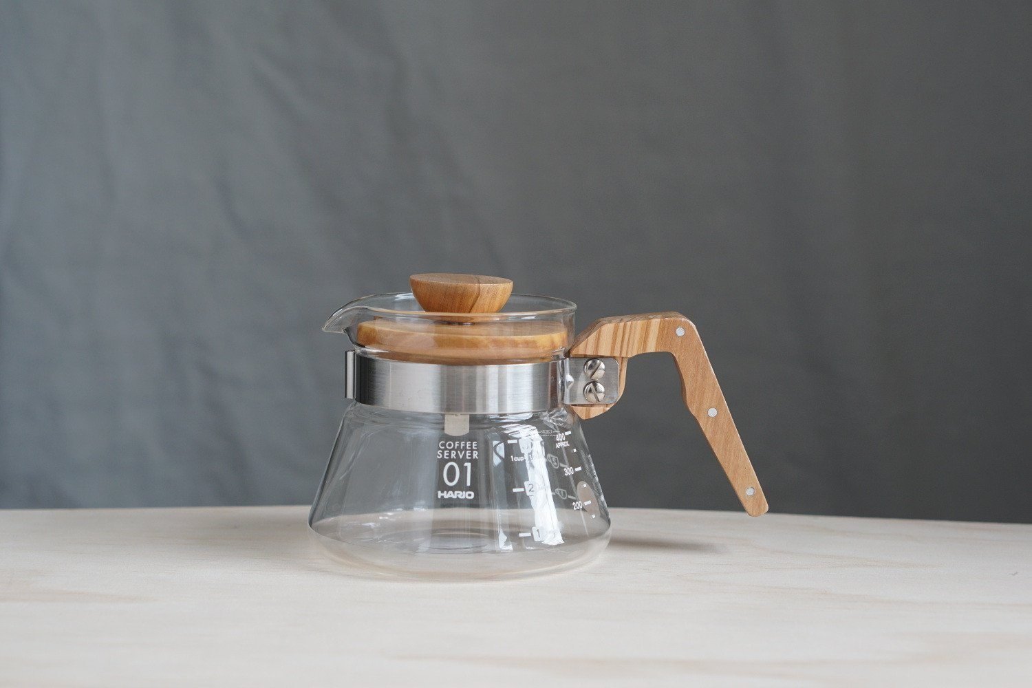 HARIO - Coffee Server Olive Wood - Ecru BeansAccessoriesVulcan coffee_in_qatar - qatar_coffee coffee_equipment_qatar_doha