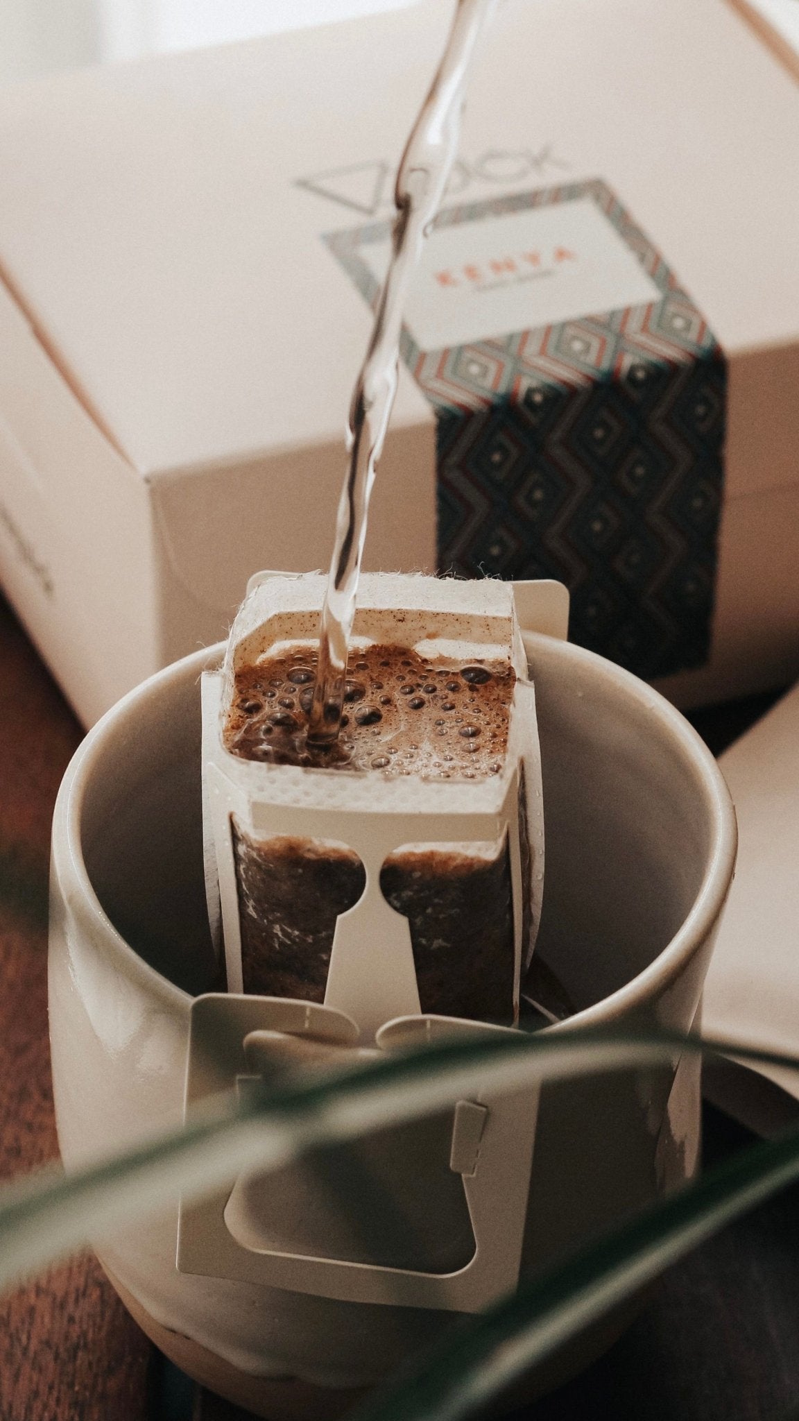 Kenya Drip Bag - Ecru BeansbeansVquick coffee_in_qatar - qatar_coffee coffee_equipment_qatar_doha