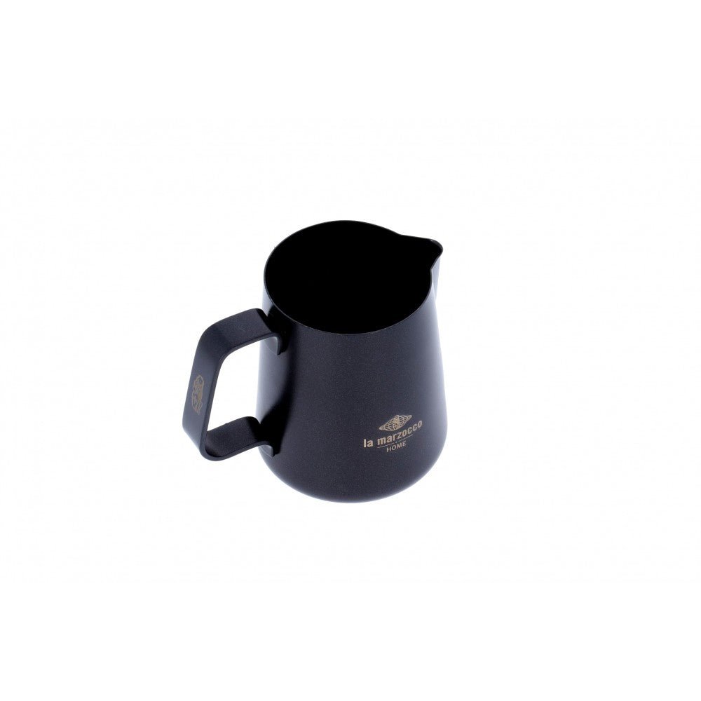 La Marzocco Black Milk Pitcher 60cl - Ecru BeansMilk PitchersEcru Beans coffee_in_qatar - qatar_coffee coffee_equipment_qatar_doha