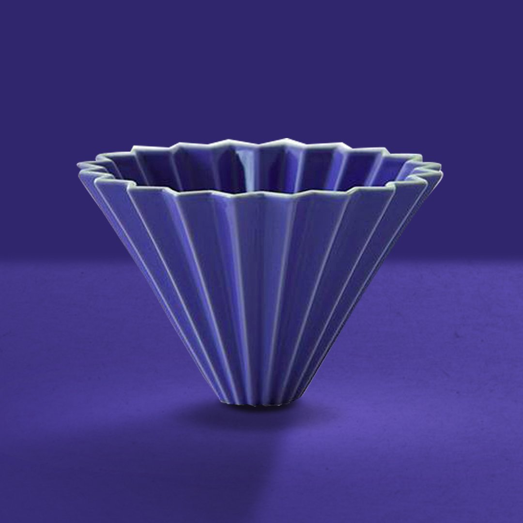 ORIGAMI Dripper M - Ecru Beanspour overEcru Beans coffee_in_qatar - qatar_coffee coffee_equipment_qatar_doha