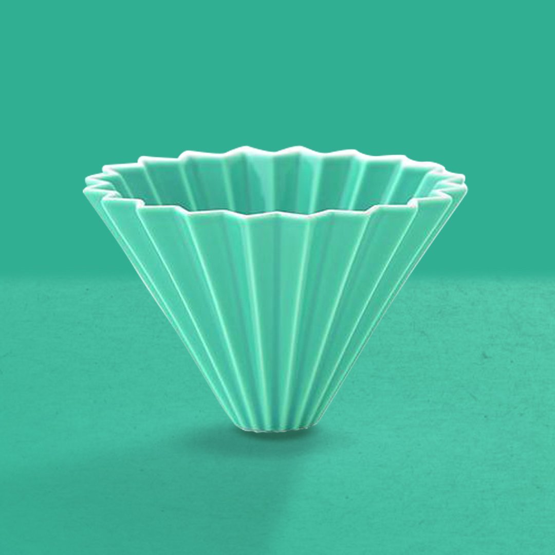 ORIGAMI Dripper M - Ecru Beanspour overEcru Beans coffee_in_qatar - qatar_coffee coffee_equipment_qatar_doha
